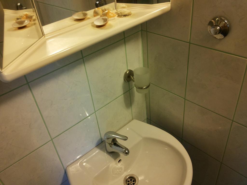 Guest House Sara Podhum Экстерьер фото