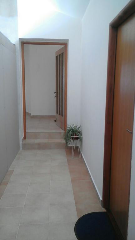 Guest House Sara Podhum Экстерьер фото